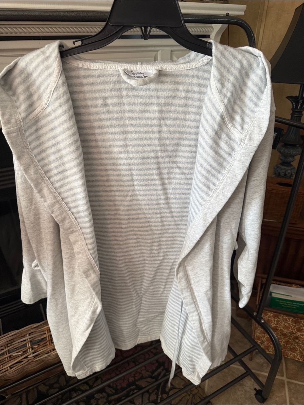 Unbranded Light Gray Striped Hooded Open-Front Robe 0096